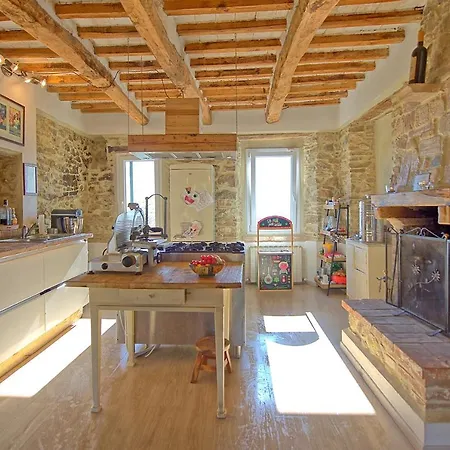 Villa Ambasciata Azzurra By Posarellivillas *