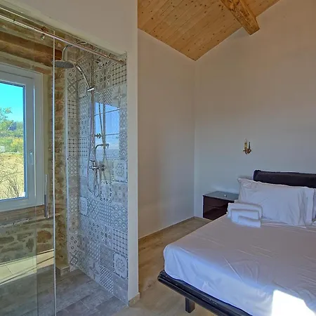 Villa Ambasciata Azzurra By Posarellivillas Montefiore Conca